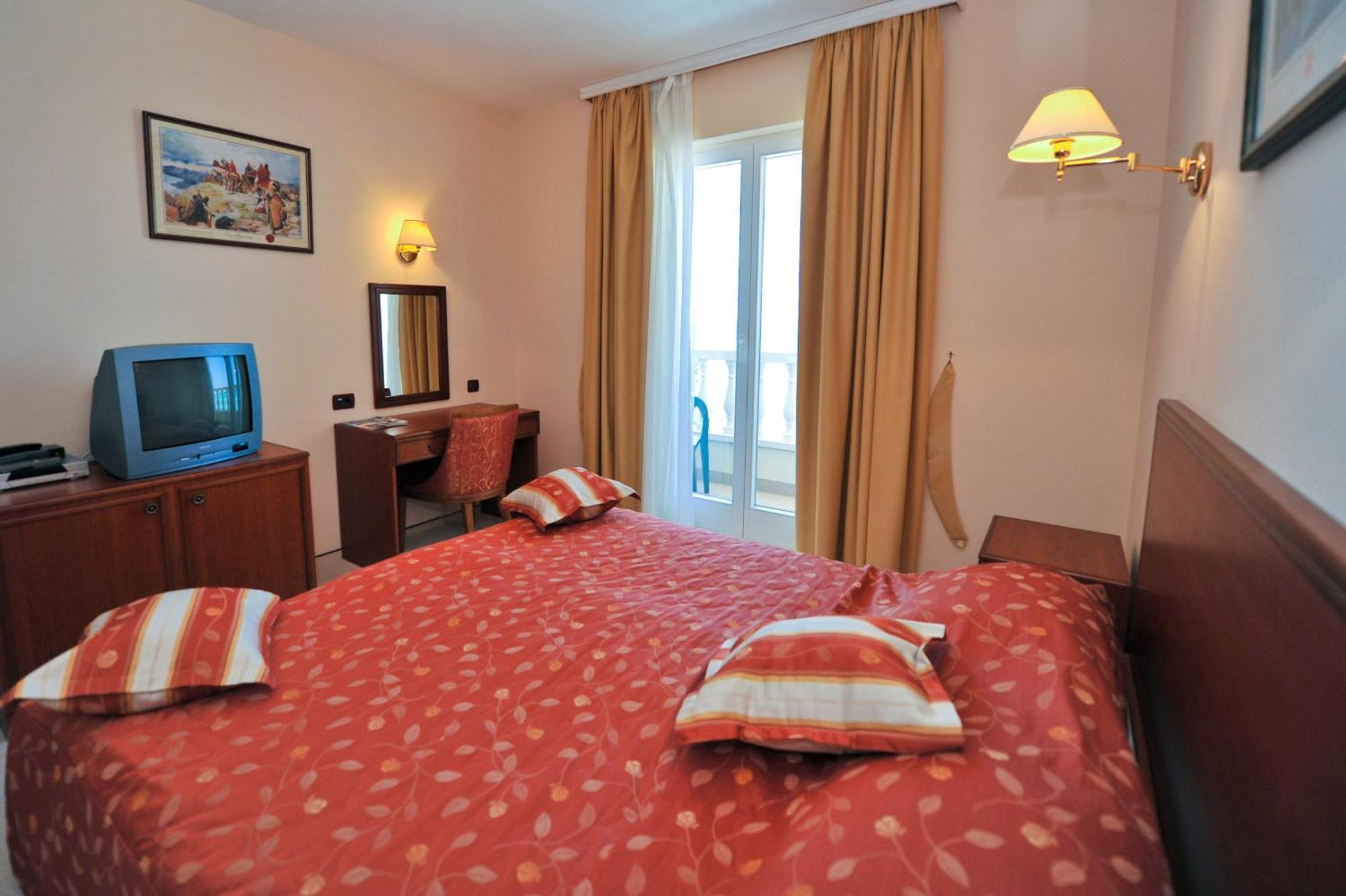 Villa Kastel Povljana Bilik gambar